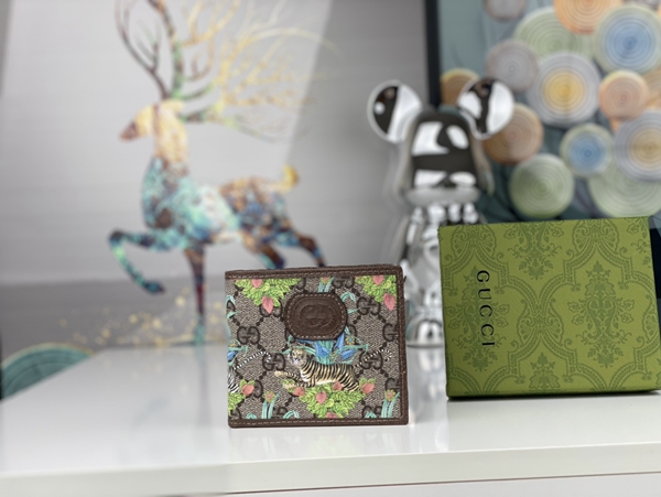 グッチ財布コピー正面デザイン